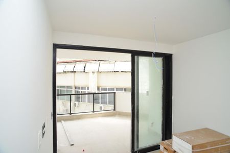 Apartamento à venda com 111m², 2 quartos e 2 vagas