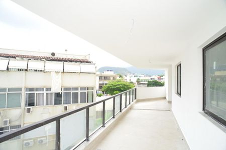 Apartamento à venda com 111m², 2 quartos e 2 vagas