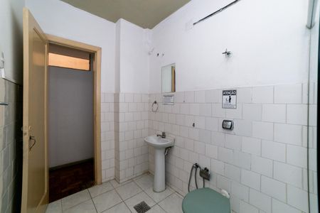 Apartamento para alugar com 70m², 2 quartos e sem vagaBanheiro