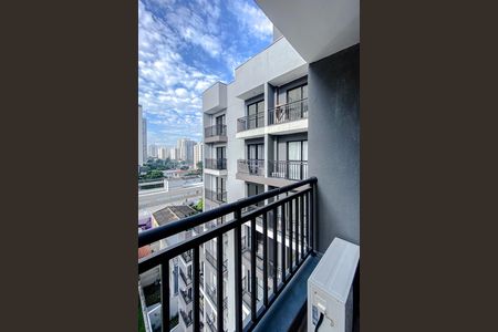 Varanda de kitnet/studio para alugar com 1 quarto, 24m² em Vila Leopoldina, São Paulo