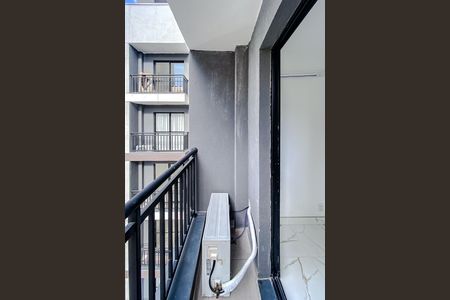 Studio para alugar com 24m², 1 quarto e sem vaga Studio para alugar com 24m², 1 quarto e sem vagaVaranda