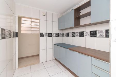Apartamento para alugar com 55m², 2 quartos e sem vaga Apartamento para alugar com 55m², 2 quartos e sem vagaCozinha e Área de Serviço