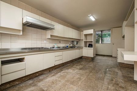 Casa à venda com 265m², 3 quartos e 2 vagas Casa à venda com 265m², 3 quartos e 2 vagasCozinha