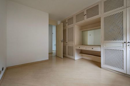 Casa à venda com 265m², 3 quartos e 2 vagas Casa à venda com 265m², 3 quartos e 2 vagasQuarto 2