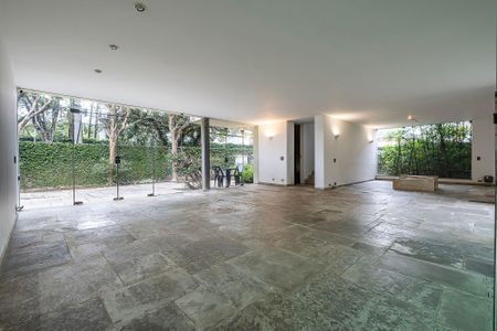 Sala de casa à venda com 3 quartos, 265m² em Jardim Europa, São Paulo