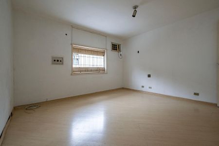 Casa à venda com 265m², 3 quartos e 2 vagas Casa à venda com 265m², 3 quartos e 2 vagasQuarto 3