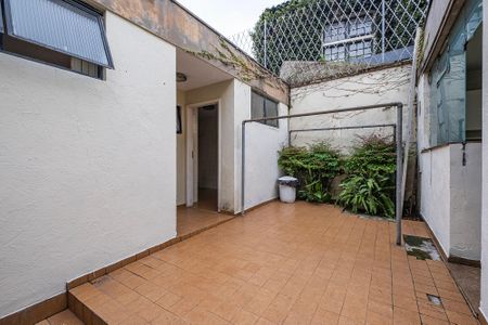 Casa à venda com 265m², 3 quartos e 2 vagas Casa à venda com 265m², 3 quartos e 2 vagasÁrea de Serviço