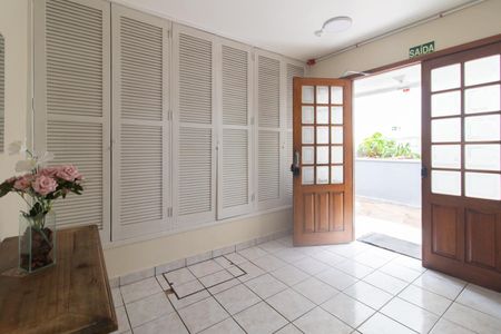 Apartamento à venda com 40m², 1 quarto e sem vaga Apartamento à venda com 40m², 1 quarto e sem vagaHall social