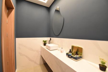 Casa de condomínio para alugar com 151m², 3 quartos e 2 vagasLavabo