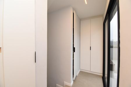 Casa de condomínio para alugar com 151m², 3 quartos e 2 vagasEscritório