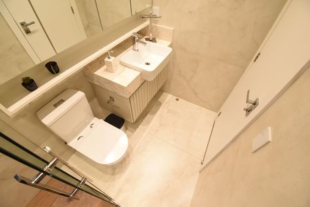 Casa de condomínio para alugar com 151m², 3 quartos e 2 vagasBanheiro 2