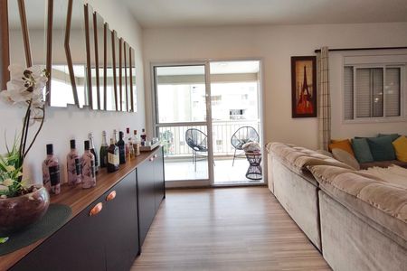 Apartamento à venda com 72m², 2 quartos e 2 vagas Apartamento à venda com 72m², 2 quartos e 2 vagasSala