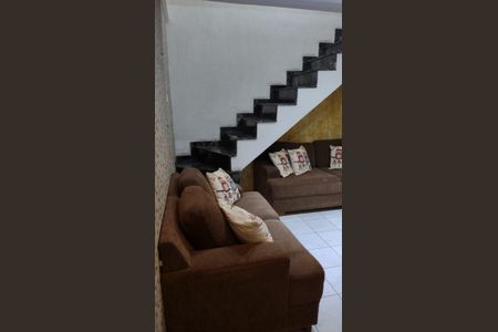 Sala de casa para alugar com 2 quartos, 70m² em Jardim Santa Edwirges, Guarulhos