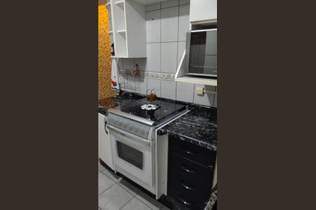 Cozinha de casa para alugar com 2 quartos, 70m² em Jardim Santa Edwirges, Guarulhos
