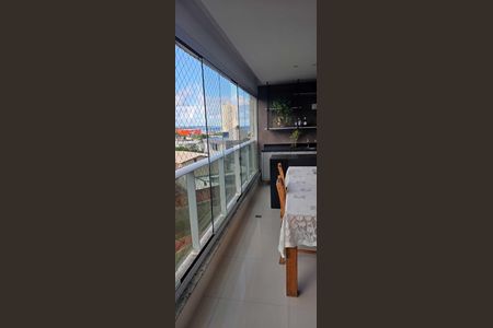 Apartamento para alugar com 140m², 4 quartos e 2 vagas Apartamento para alugar com 140m², 4 quartos e 2 vagasVaranda