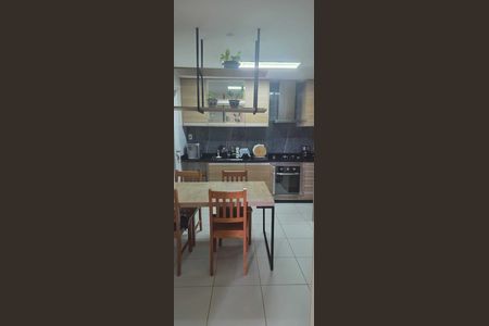 Apartamento para alugar com 140m², 4 quartos e 2 vagas Apartamento para alugar com 140m², 4 quartos e 2 vagasCozinha