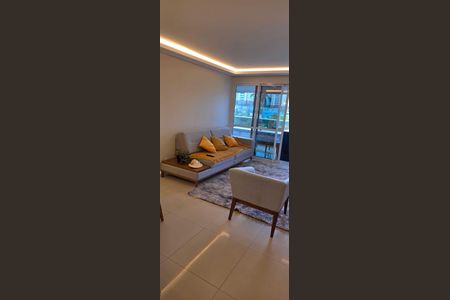 Sala de apartamento para alugar com 4 quartos, 140m² em Pituaçu, Salvador