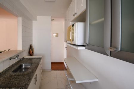 Apartamento para alugar com 63m², 3 quartos e 1 vaga Apartamento para alugar com 63m², 3 quartos e 1 vagaCOZINHA