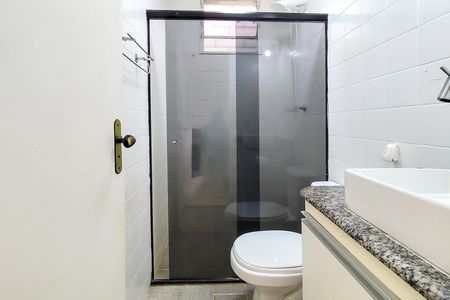 Apartamento à venda com 66m², 3 quartos e 1 vaga Apartamento à venda com 66m², 3 quartos e 1 vagaBanheiro