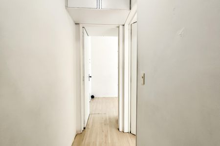 Apartamento à venda com 66m², 3 quartos e 1 vaga Apartamento à venda com 66m², 3 quartos e 1 vagaCorredor