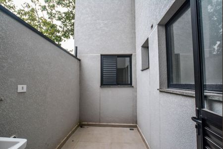 Apartamento à venda com 106m², 2 quartos e 1 vagaÁrea de Serviço