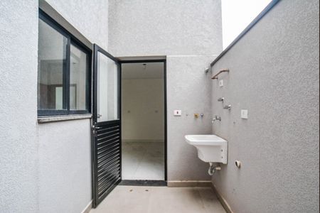 Apartamento à venda com 106m², 2 quartos e 1 vagaÁrea de Serviço