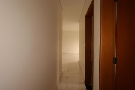 Apartamento à venda com 98m², 2 quartos e 1 vagaCorredor