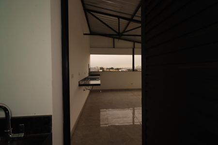 Apartamento à venda com 98m², 2 quartos e 1 vagaBanheiro de Serviço