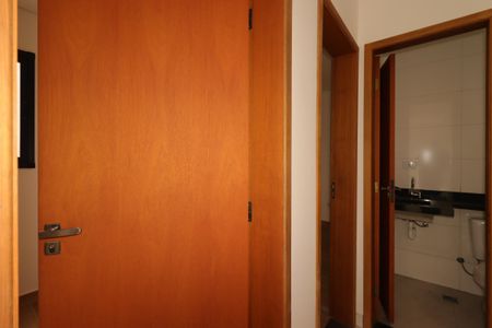 Apartamento à venda com 98m², 2 quartos e 1 vagaCorredor