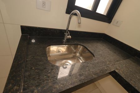 Apartamento à venda com 98m², 2 quartos e 1 vagaCozinha - Pia