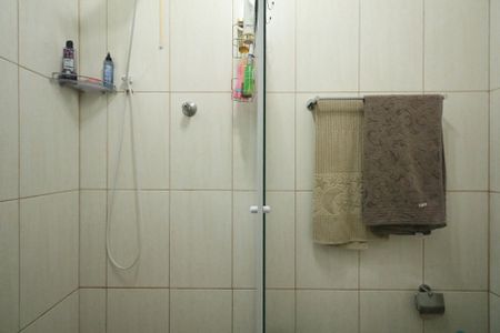 Casa à venda com 192m², 2 quartos e sem vaga Casa à venda com 192m², 2 quartos e sem vagaBanheiro da Suíte 1