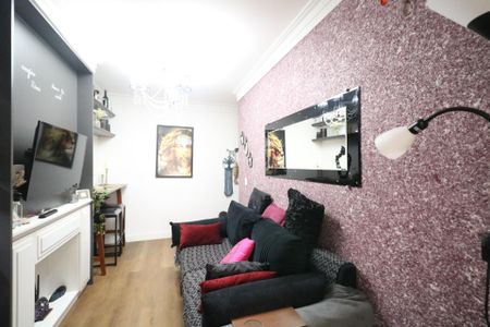 Casa à venda com 192m², 2 quartos e sem vaga Casa à venda com 192m², 2 quartos e sem vagaSala