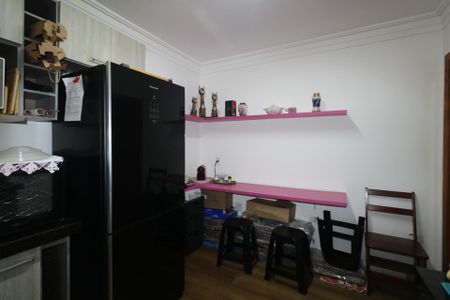 Casa à venda com 192m², 2 quartos e sem vaga Casa à venda com 192m², 2 quartos e sem vagaCozinha