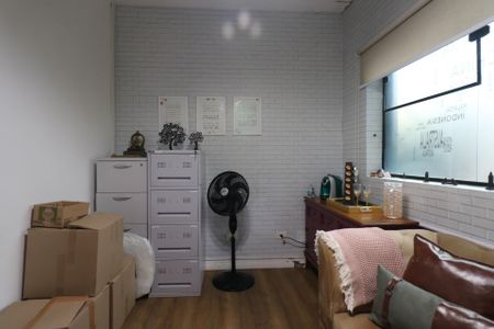 Casa à venda com 192m², 2 quartos e sem vaga Casa à venda com 192m², 2 quartos e sem vagaEdícula