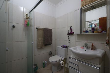 Casa à venda com 192m², 2 quartos e sem vaga Casa à venda com 192m², 2 quartos e sem vagaBanheiro da Suíte 1