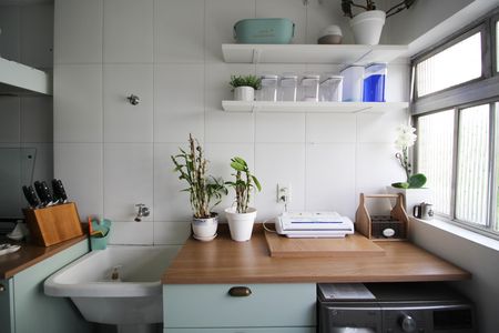 Apartamento à venda com 83m², 2 quartos e 1 vaga Apartamento à venda com 83m², 2 quartos e 1 vagaÁrea de Serviço