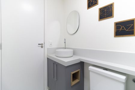 Apartamento para alugar com 37m², 1 quarto e sem vaga Apartamento para alugar com 37m², 1 quarto e sem vagaBanheiro