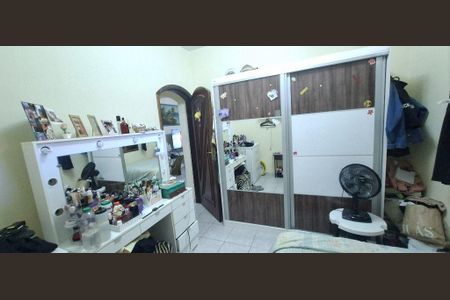 Casa à venda com 160m², 3 quartos e 2 vagas
