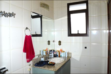 Casa para alugar com 170m², 2 quartos e 2 vagasBanheiro da Suíte