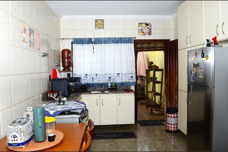 Casa para alugar com 170m², 2 quartos e 2 vagasCozinha