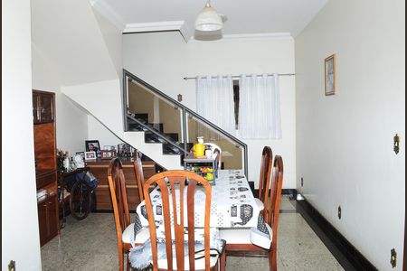 Casa para alugar com 170m², 2 quartos e 2 vagasCopa