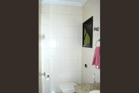 Casa para alugar com 170m², 2 quartos e 2 vagasBanheiro