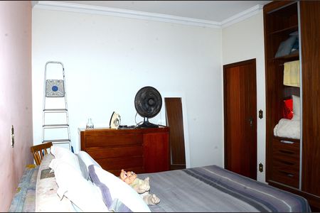 Casa para alugar com 170m², 2 quartos e 2 vagasQuarto 2