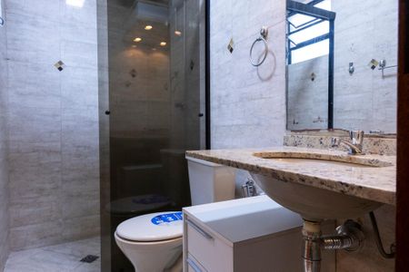 Apartamento para alugar com 69m², 2 quartos e 2 vagas Apartamento para alugar com 69m², 2 quartos e 2 vagasBanheiro da Suíte