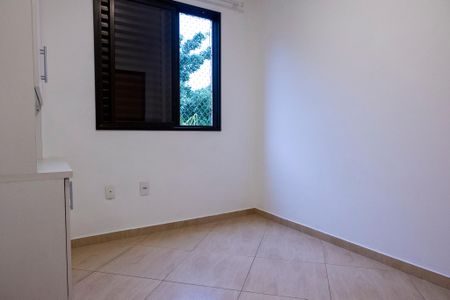 Apartamento para alugar com 69m², 2 quartos e 2 vagas Apartamento para alugar com 69m², 2 quartos e 2 vagasQuarto