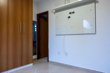 Apartamento para alugar com 69m², 2 quartos e 2 vagas Apartamento para alugar com 69m², 2 quartos e 2 vagasSuíte