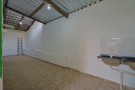 Casa para alugar com 140m², 2 quartos e 4 vagas