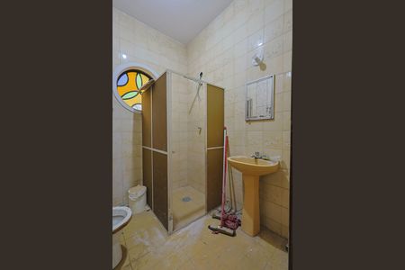 Casa para alugar com 2 quartos, 140m² em Nacional, Contagem