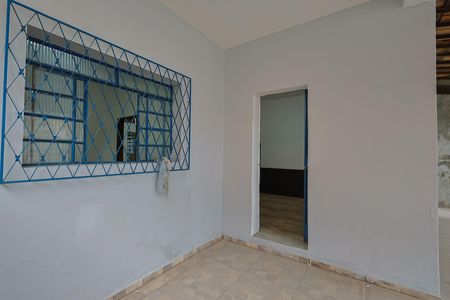 Casa para alugar com 2 quartos, 140m² em Nacional, Contagem