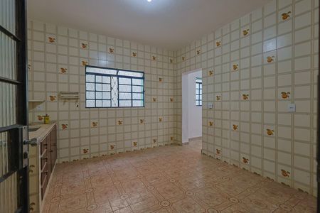 Casa para alugar com 140m², 2 quartos e 4 vagas